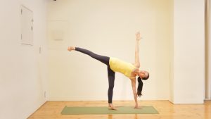 ardachandrasana